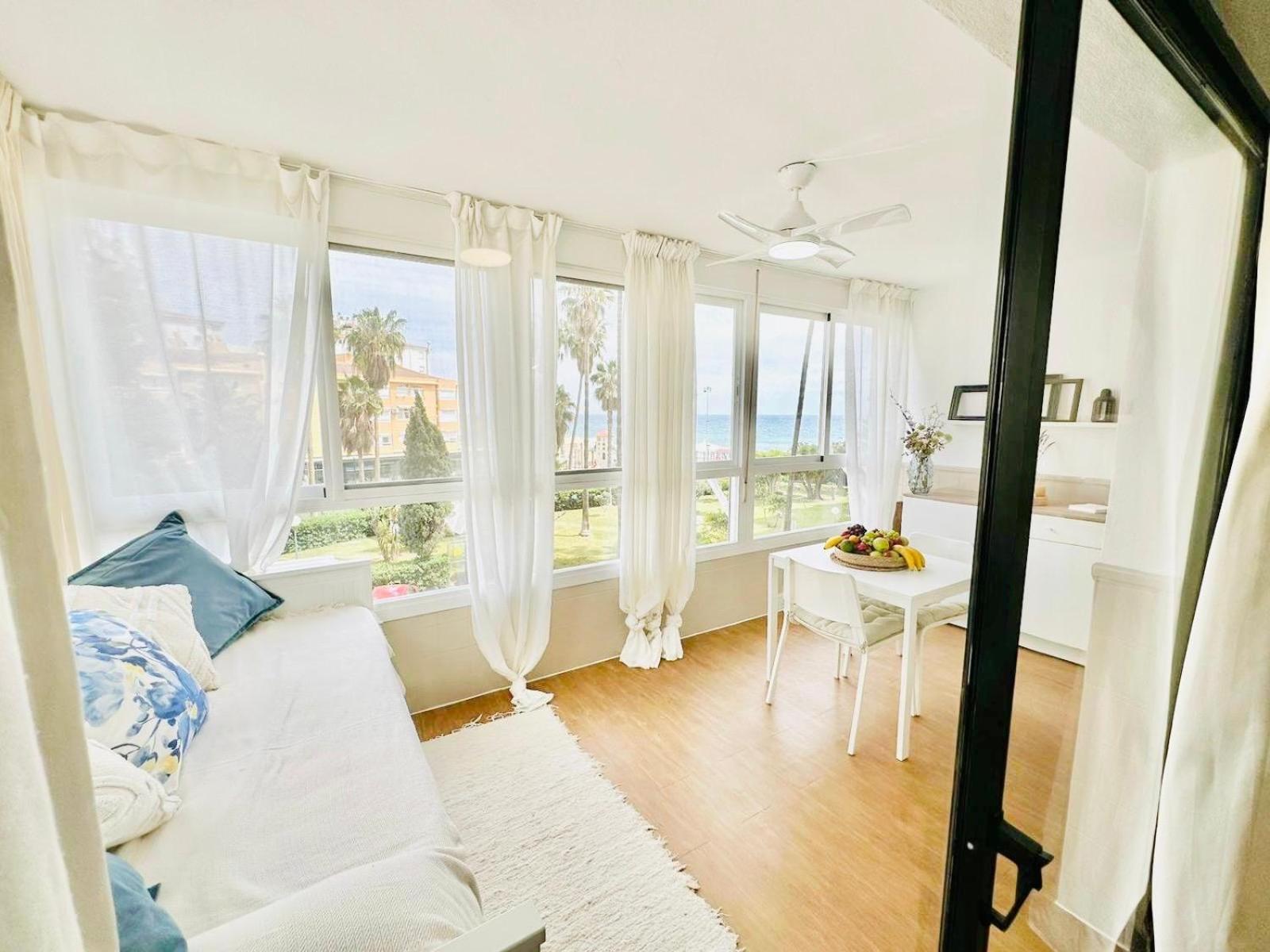 Estudio Pepa Luna Algarrobo Beach Μάλαγα Εξωτερικό φωτογραφία