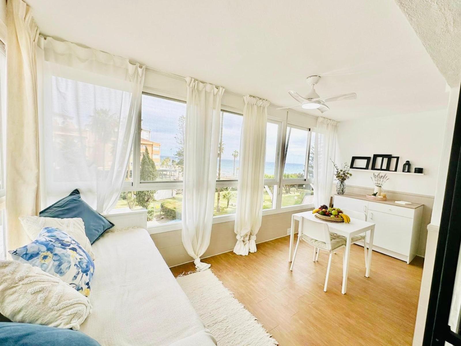 Estudio Pepa Luna Algarrobo Beach Μάλαγα Εξωτερικό φωτογραφία